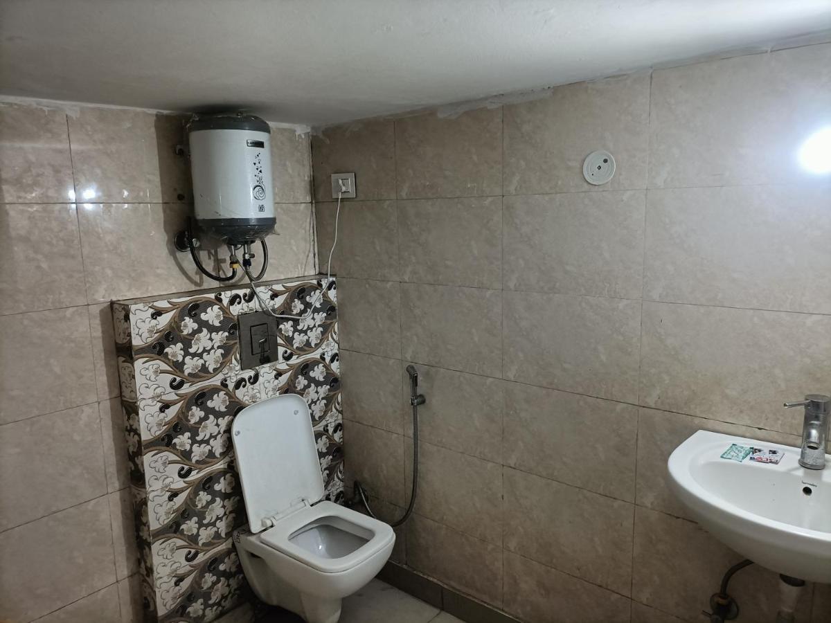 ניו דלהי Hotel Krone Near Igi Airport Delhi מראה חיצוני תמונה