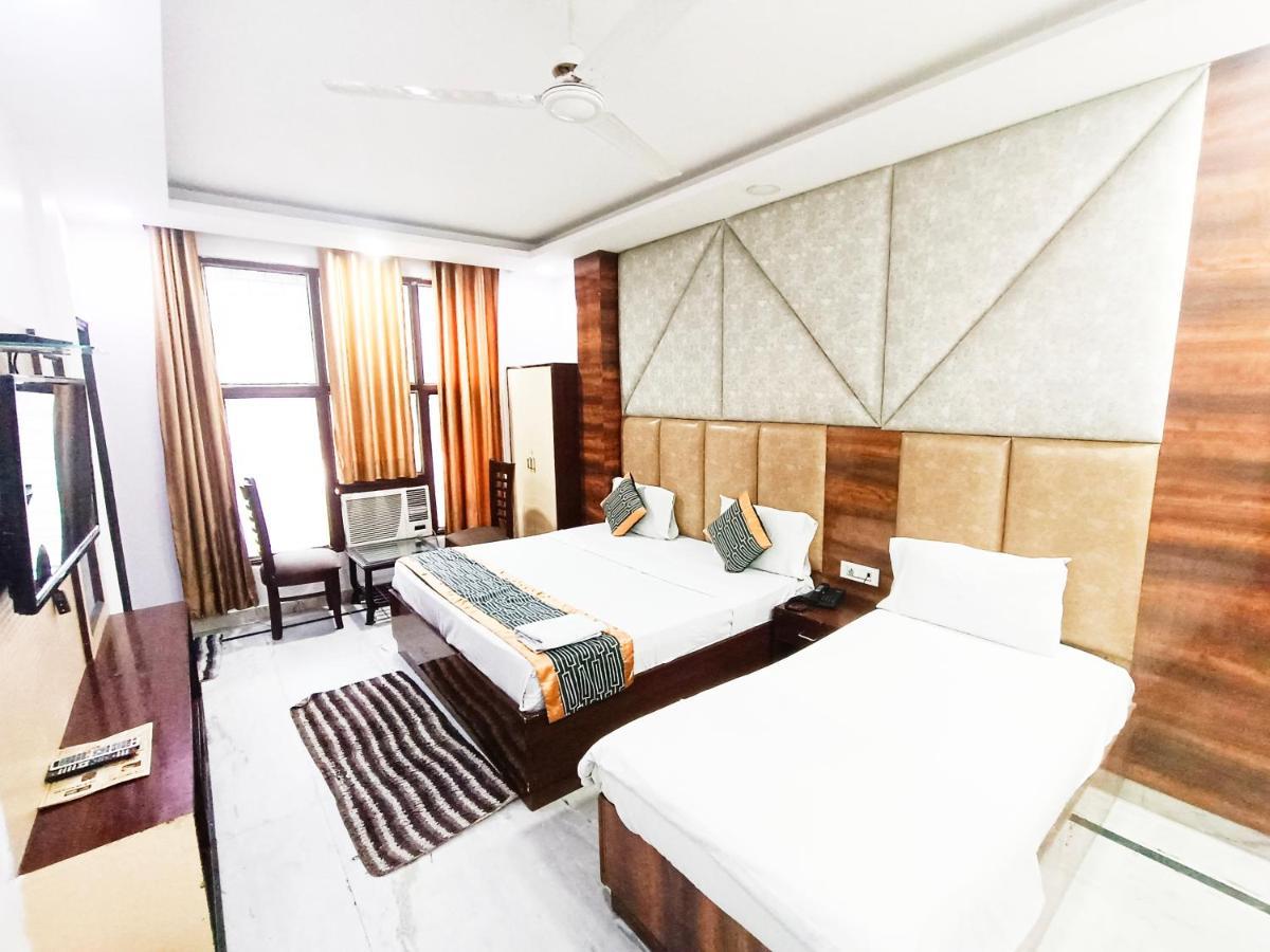 ניו דלהי Hotel Krone Near Igi Airport Delhi מראה חיצוני תמונה